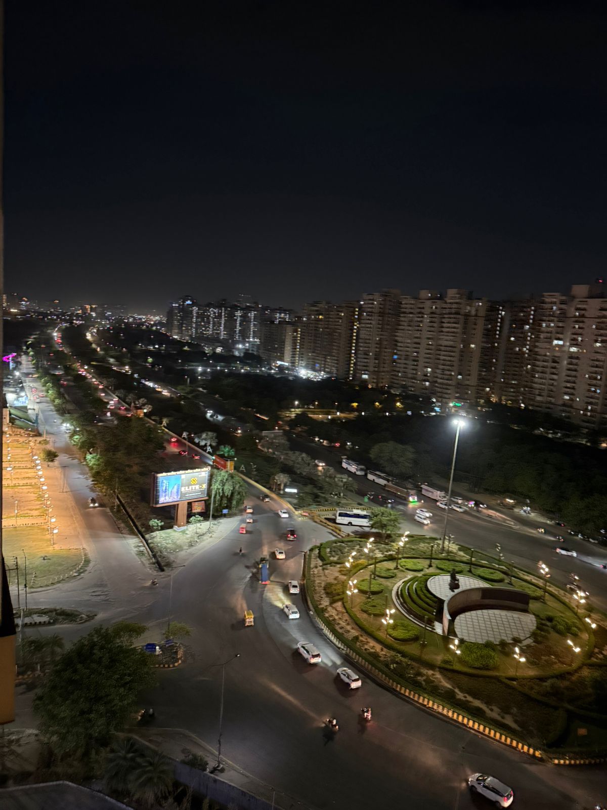balcony View Cozy Nest